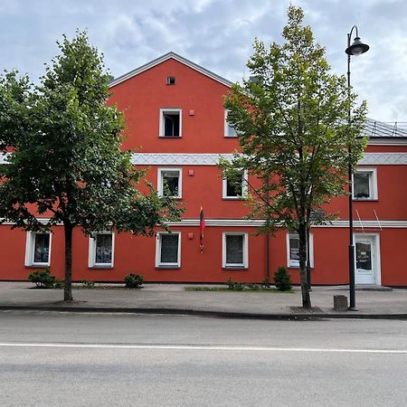Bell Tower Apartment Плунґє Екстер'єр фото